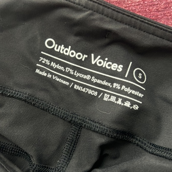 Two Outdoor Voices Leggings, Size Small - Picture 3 of 4